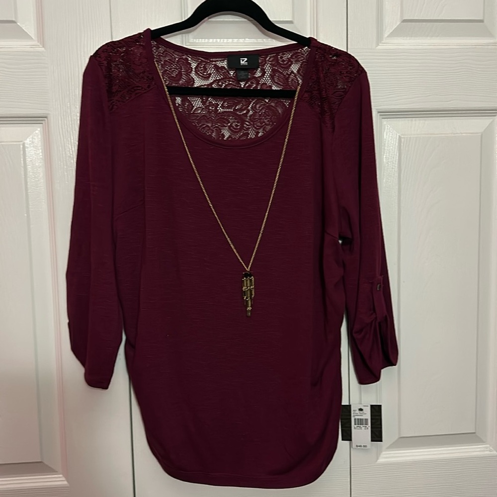 Burgundy top with lace details by iZ Byer